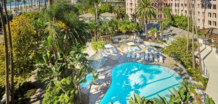 Fairmont Miramar pool and gardens